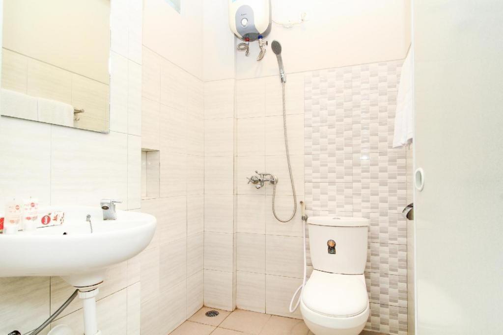 Super Oyo 168 K-15 Residence Surabaya Eksteriør billede
