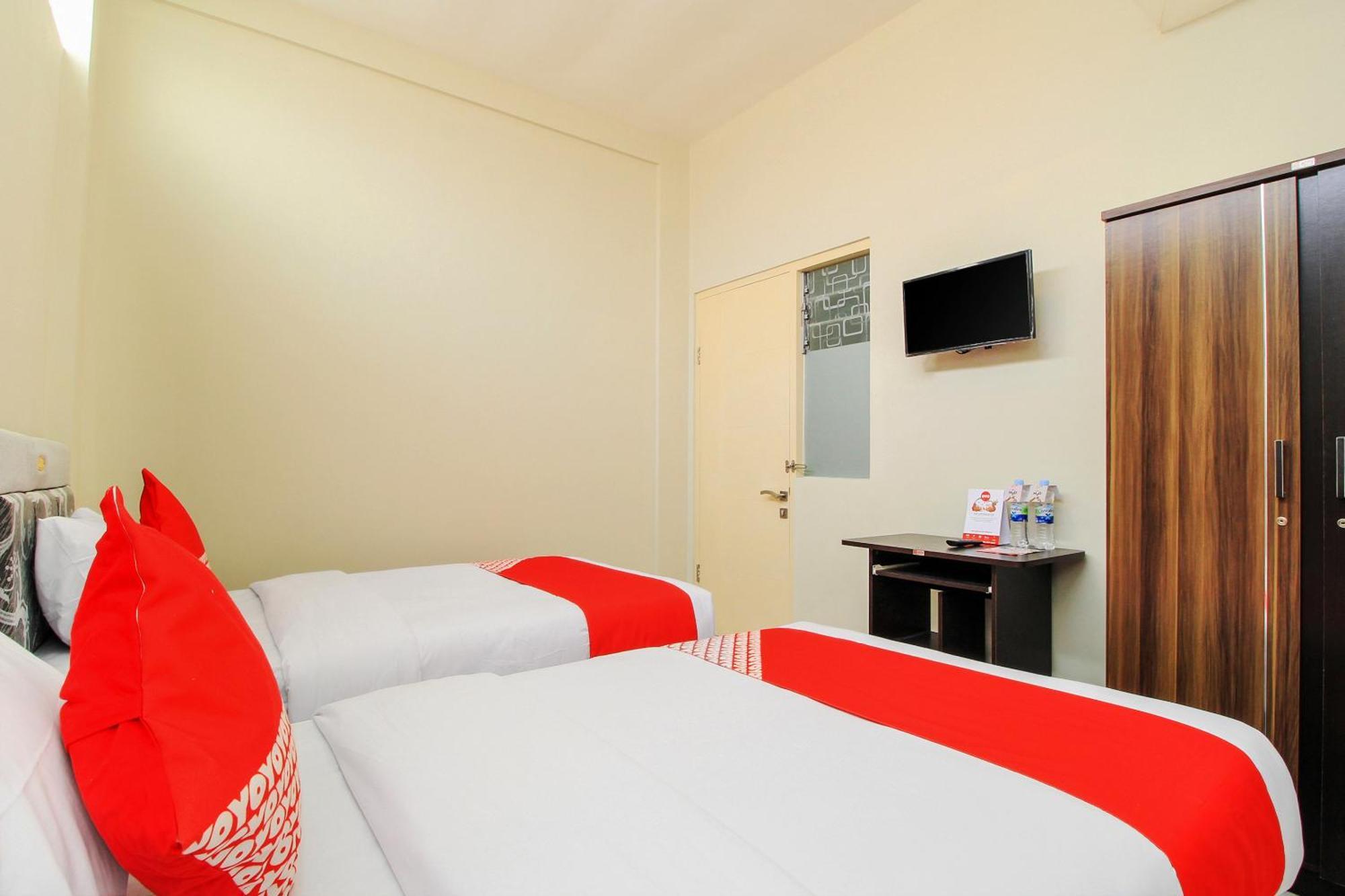 Super Oyo 168 K-15 Residence Surabaya Eksteriør billede